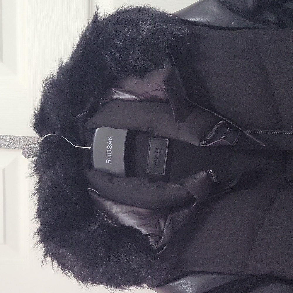 NEW Rudsak Elsa Jacket🖤